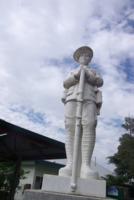 Photograph - Colour, Birchip War Memorial Soldier, 2017, 07/10/2017