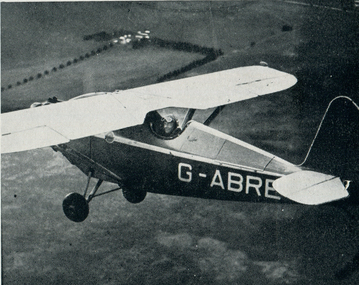 Image - Black and White, Butler Flying the Comper Swift, 1932