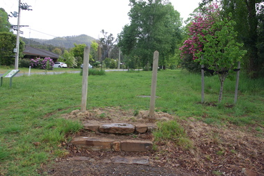 Photograph - Colour, Clare Gervasoni, 'Kooringa, Pack Road, Marysville, 2014, 01/1/2014