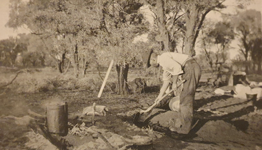 Image, Pioneer Making a Bed for the Night, c1918