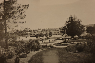 Image, Public Gardens, Ararat, c1918