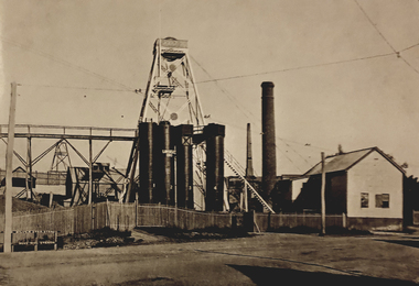 Photograph - Image - Black and White, George Lansell's "180" Mine, c1918