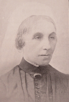 Mrs Stephen Henty of Portland