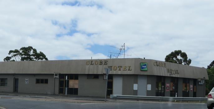 One storey hotel
