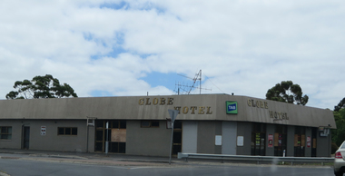 One storey hotel