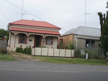 Photograph - Image - Colour, 5 Urquhart Street, Ballarat, 2004, 29/01/2008
