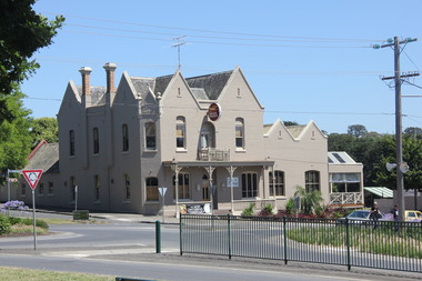 Photograph - Photograph - Colour, Crown Hotel, Buninyong, 2011, 30/12/2011