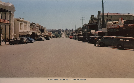 A streetscape of Vincent Street Daylesford from Central Springs Road