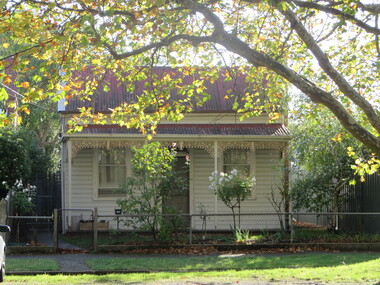 Photograph, Clare Gervasoni, House in Lyons Street South, Ballarat, 2020, 13/04/2020