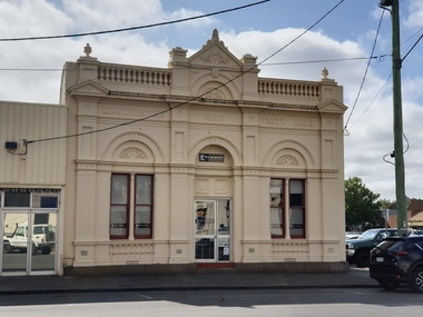 Photograph, Clare Gervasoni, Former Manchester Unity Hall, Ballarat, 21/01/2020
