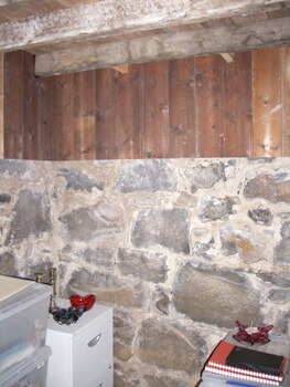 Bluestone and Brick Cellar,