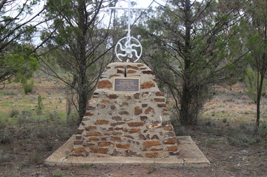 Photograph, Turriff West Pioneer Settler memorial, 2016, 2016