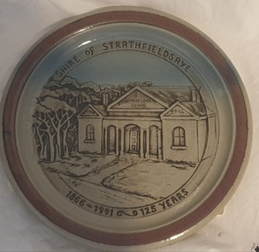 Ceramic, Platter celebrating the 125th anniversary of the Shire of Strathfieldsaye, 1991