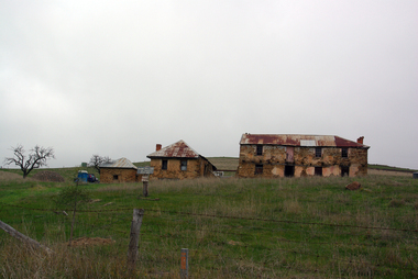 Photograph - Digital photographs, Gervasoni Homestead, Yandoit Creek, 1999, 07/07/2013