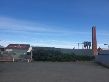 Photograph, Robert Sim Building Supplies, 2023, 18/03/2023