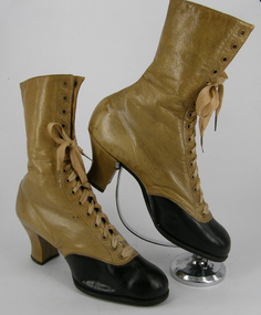 Footwear - 1920s lace up boots, Two tone lace up leather high heel boots deadstock 1920s, Circa 1920