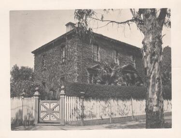 Postcard - Two postcards ivy-clad Lister House