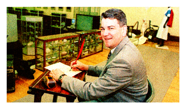 Bendigo Advertiser Article - "Tertiary education celebrates 125 years" Colour photo of Tim Newbegin, who has collected artefacts and memorabilla from Bendigo's educational institutions for a special display.