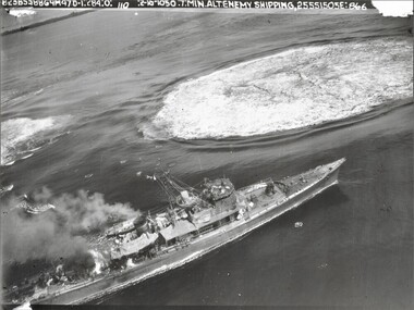 Photograph: Reconosance:, Allied Aircraft bombing of Enemy Shipping