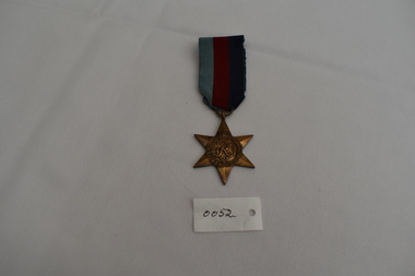 Medal - 1939/1945  Star