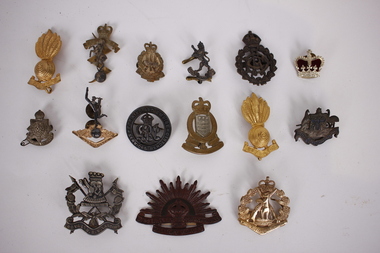 Badge - Variety of Army badges, Unknown