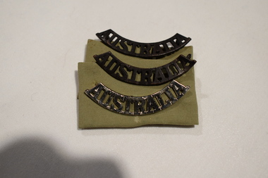 Australian Army Shoulder Badges x 3