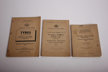 Booklet - Military operation and maintenance handbooks, The Specialty Press Pty Ltd, 1939-1945