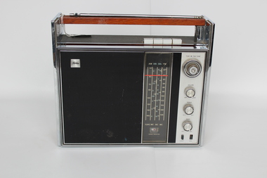 Radio, Tokyo Shibaura Electrical Co, LTD, Unknown