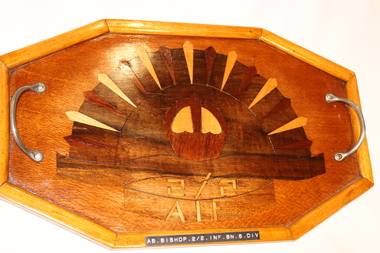 Memorabilia - Wooden tray, Unknown