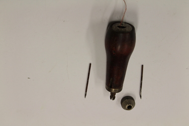 Equipment - Awl (Stitching)