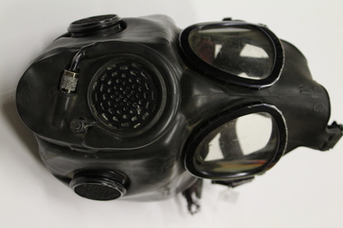 Equipment - Gas Mask, Unknown