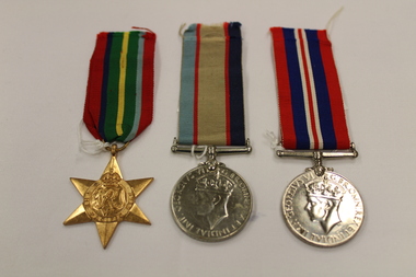 Medal - Service Medals WWII x 3, 20th Century