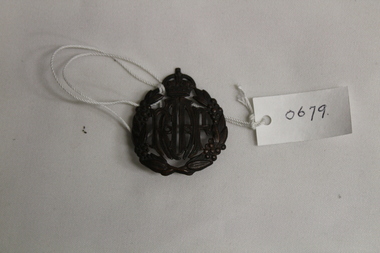 Badge - RAAF hat badge, Unknown