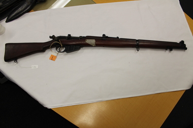 Weapon, 303 Rifle