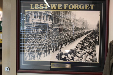 Print - Lest We Forget