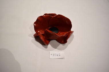 Artwork, other - CERAMIC POPPY