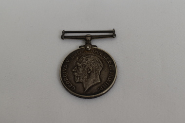 Medal - 1914/18 Medal  /  1914/19 Victory Medal.  No ribbons