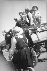 Photograph, Back to Merbein Celebrations - Street Parade, 1959