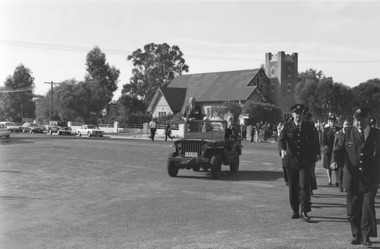 Photograph, Anzac Day Parade - Merbein, unknown