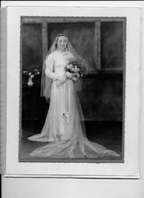 Photograph, Bride - Bianca Zaetta, unknown
