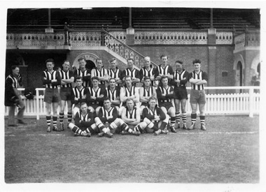 Photograph, Merbein Football Team, 1949