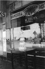 Photograph, W. Pavey Bakers & Pastry Cooks - The Modern Café, unknown