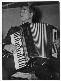 Photograph, Crosbie, Bill, 1954