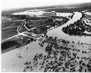 Photograph, Merbein 1956 Floods, 1956