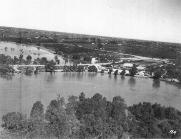 Photograph, Murray River flood pumping station, 1956