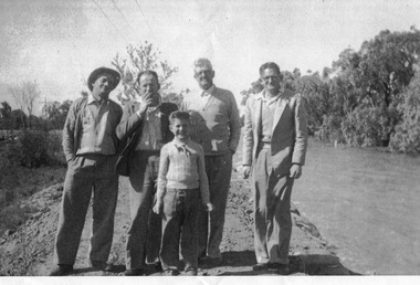 Photograph, Murray River flood River Road, 1956