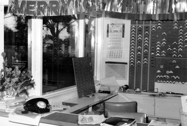 Photograph, Merbein Bowling Club Christmas Party office, 1984