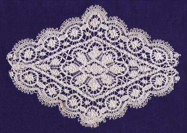 Bedfordshire Maltese Lace, Late 19th Century