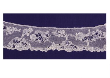 Textile - Honiton lace, 1700-1730