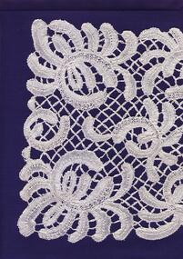 Textile - Chrysanthemum lace, 1900-2000